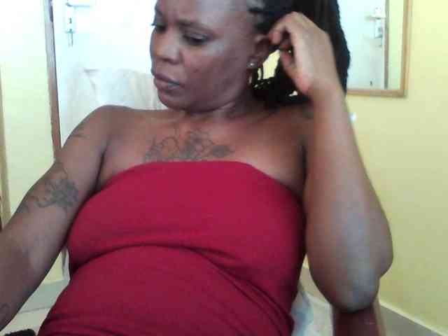 Princessmiles webcam