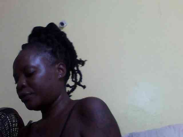 Princessmiles webcam