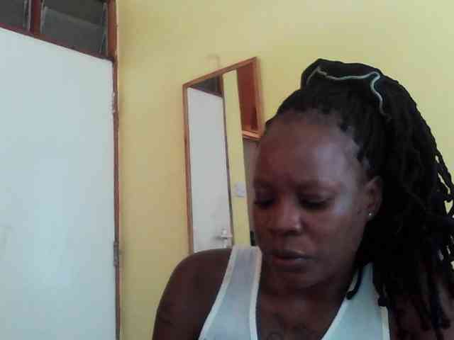 Princessmiles webcam