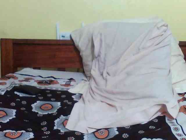 Princessmiles webcam