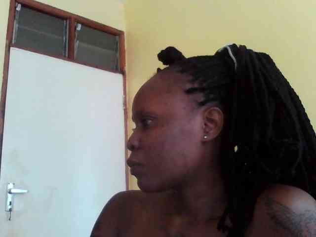 Princessmiles webcam