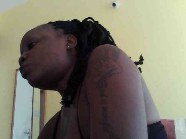 Princessmiles webcam