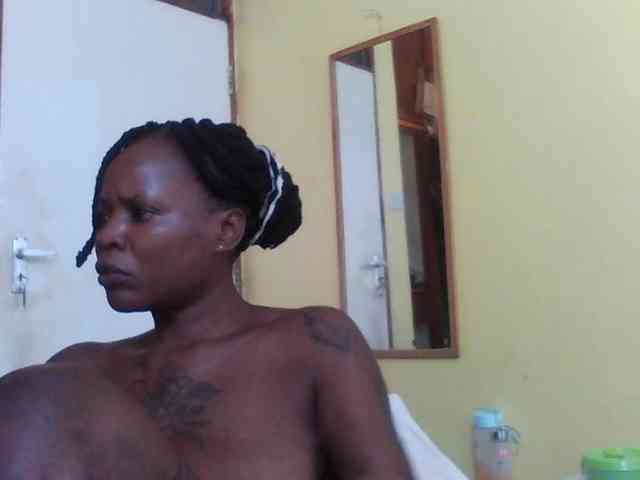 Princessmiles webcam