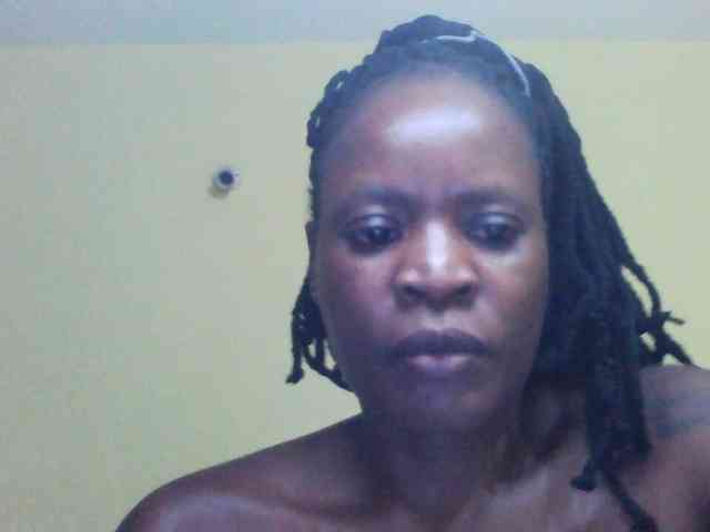 Princessmiles Live Webcam on BongaCams