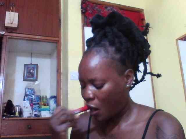 Princessmiles webcam