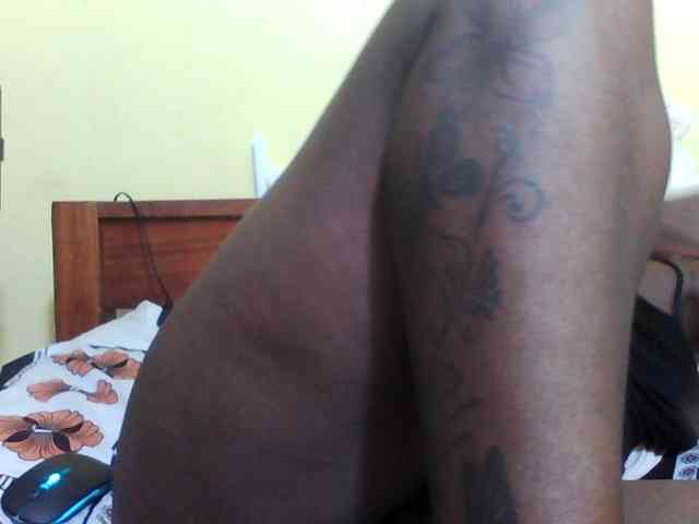 Princessmiles webcam