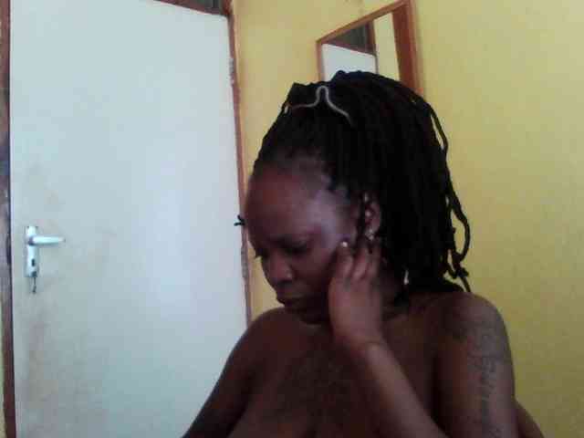 Princessmiles webcam