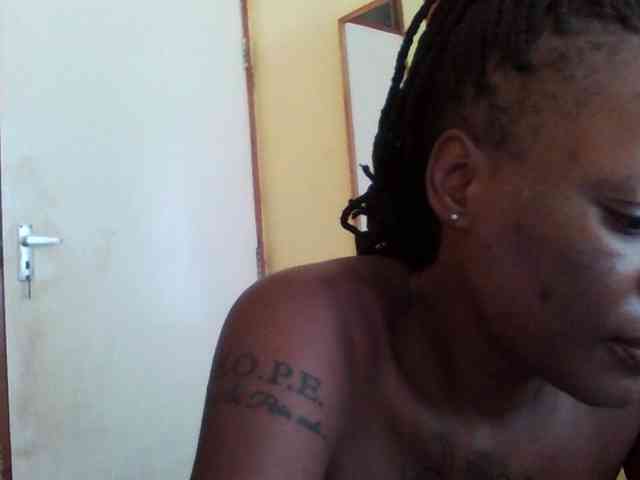 Princessmiles webcam