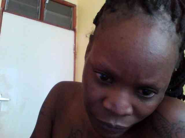 Princessmiles webcam