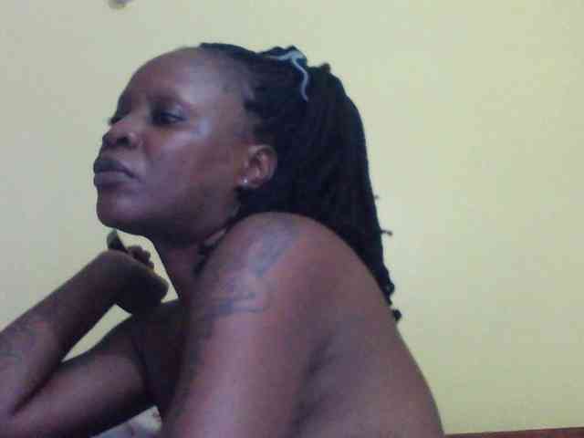 Princessmiles webcam