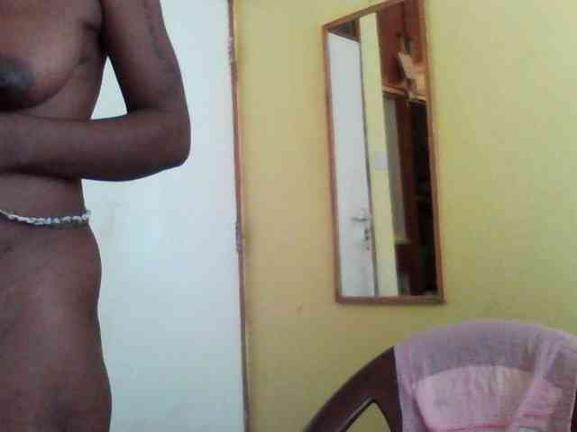 Princessmiles webcam