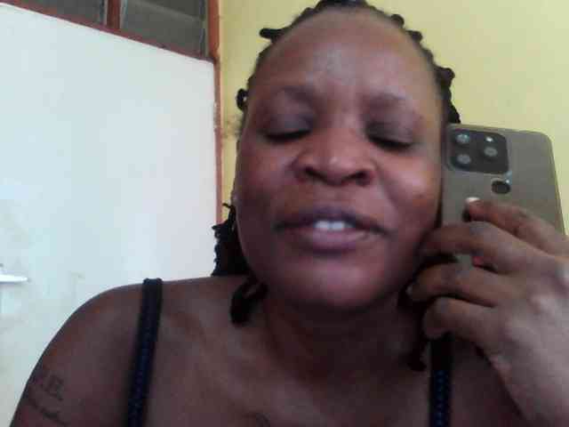 Princessmiles webcam