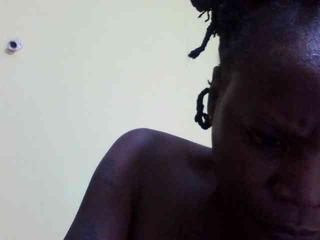 Princessmiles webcam