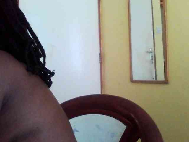 Princessmiles webcam