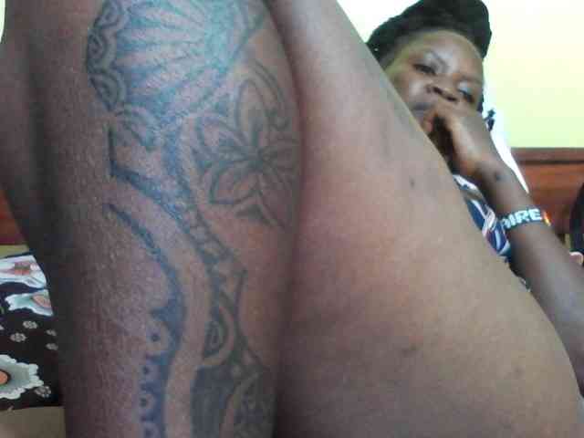 Princessmiles webcam