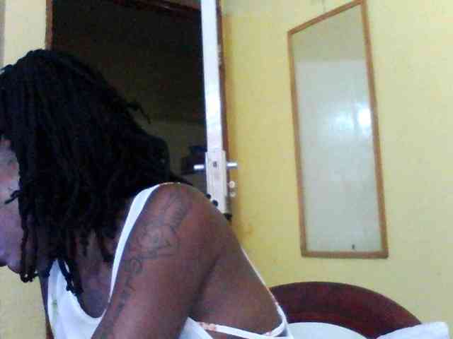 Princessmiles webcam
