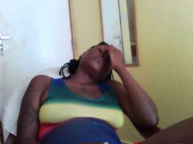 Princessmiles webcam
