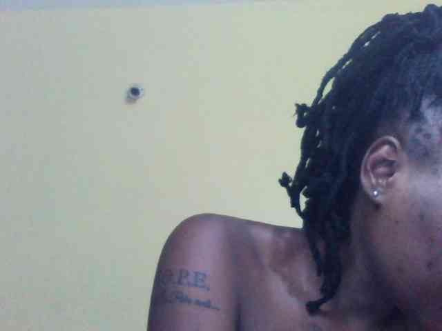 Princessmiles webcam