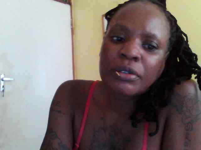 Princessmiles webcam