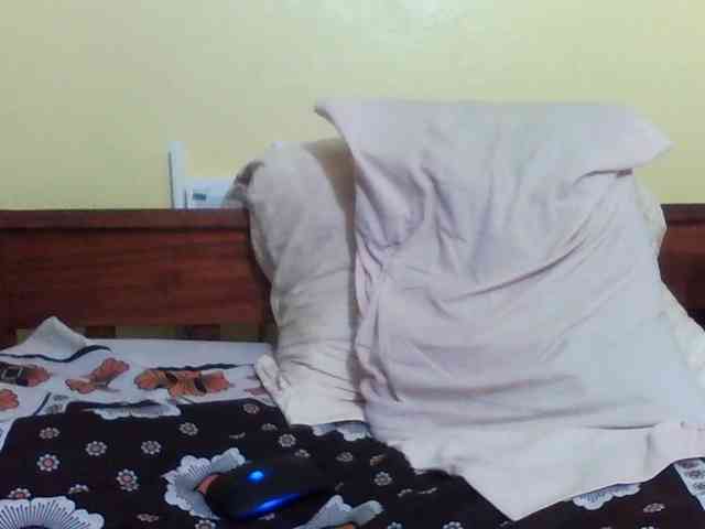 Princessmiles webcam