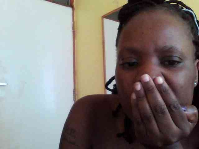 Princessmiles webcam
