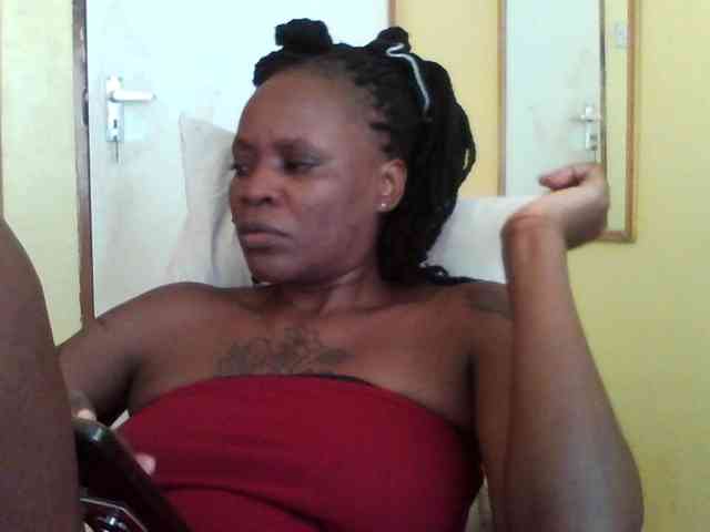 Princessmiles webcam