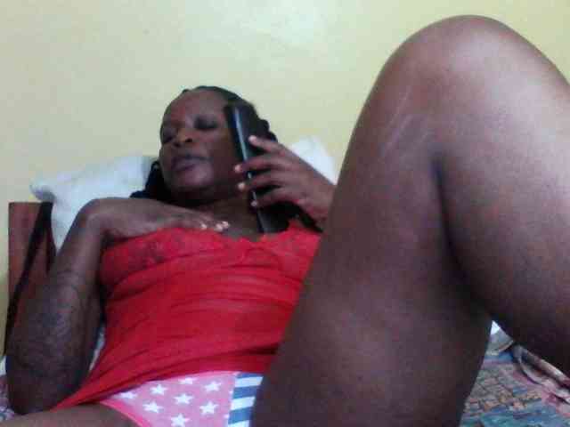 Princessmiles webcam