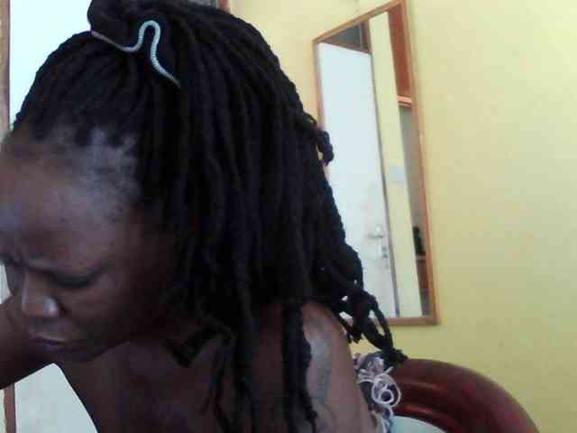 Princessmiles webcam
