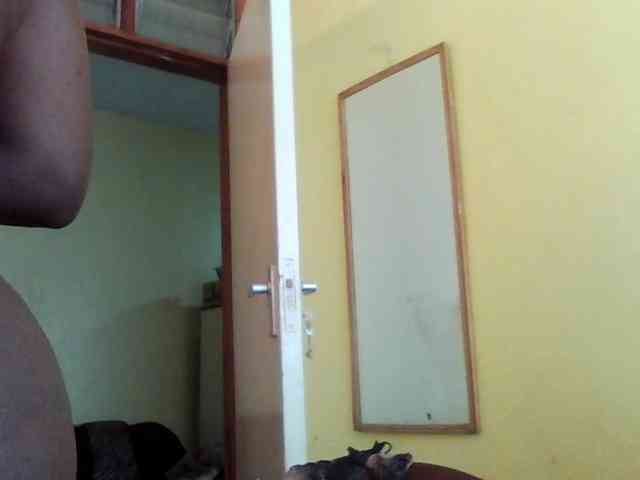 Princessmiles webcam