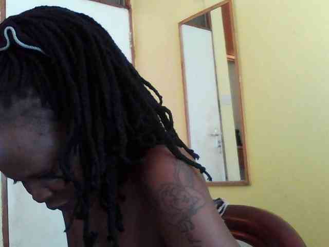 Princessmiles webcam