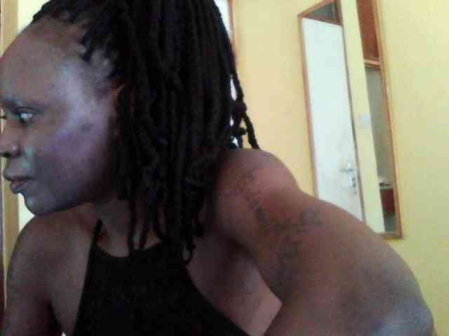 Princessmiles webcam