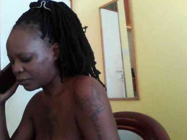 Princessmiles webcam