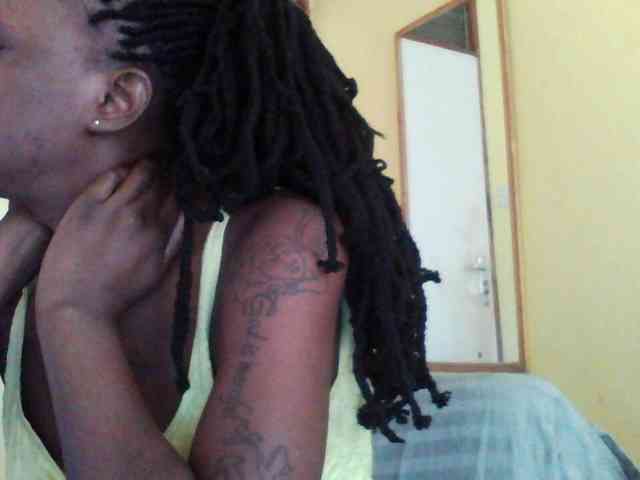 Princessmiles webcam