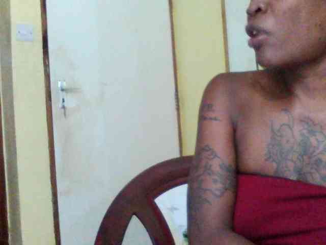 Princessmiles webcam