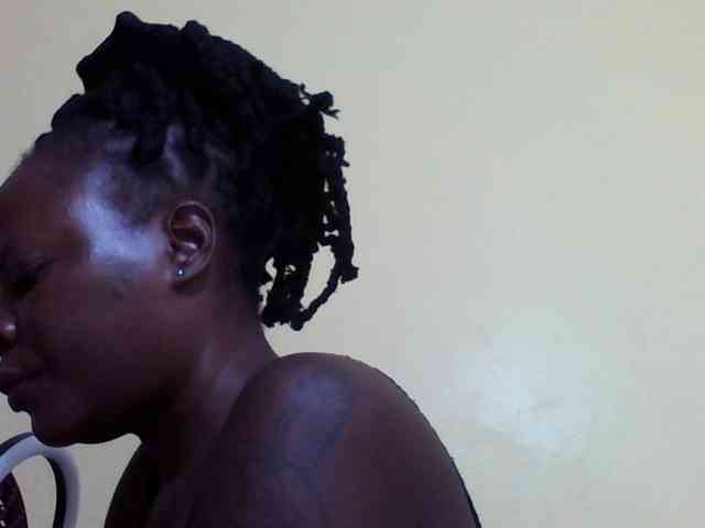 Princessmiles webcam