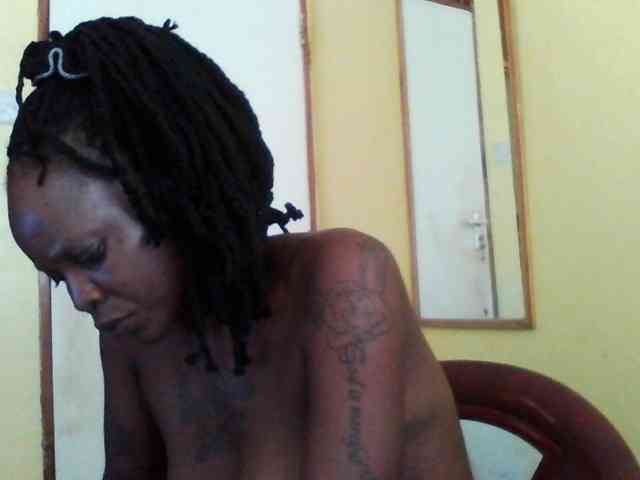 Princessmiles webcam
