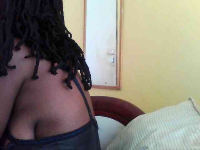 Princessmiles webcam