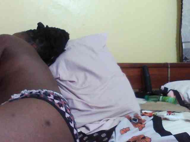 Princessmiles webcam