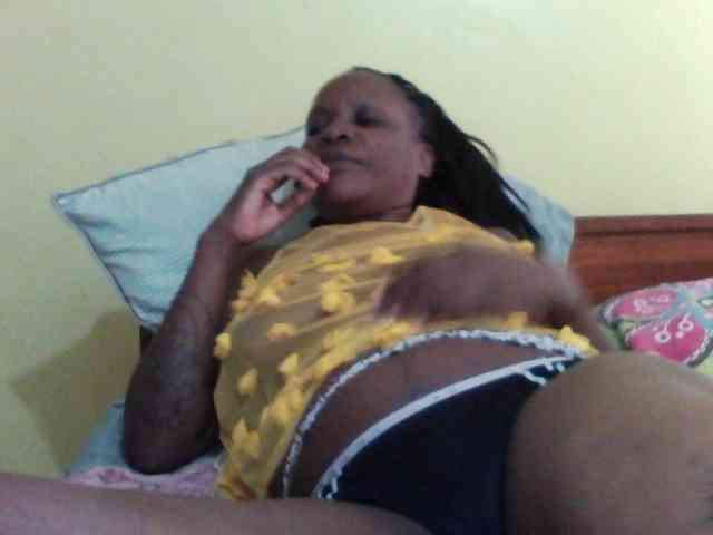 Princessmiles webcam
