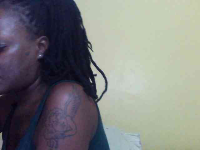 Princessmiles webcam