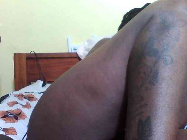 Princessmiles webcam