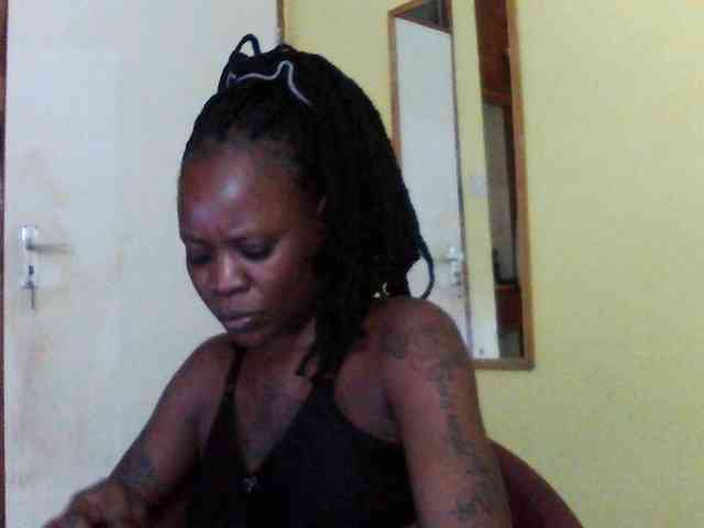 Princessmiles webcam