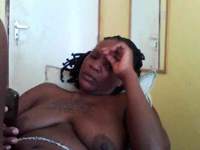 Princessmiles webcam