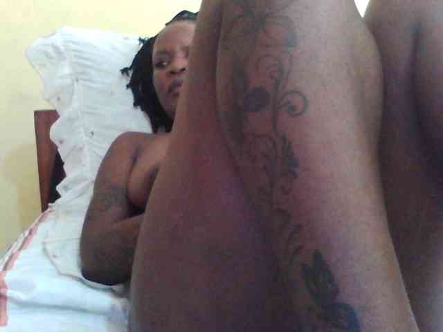 Princessmiles webcam