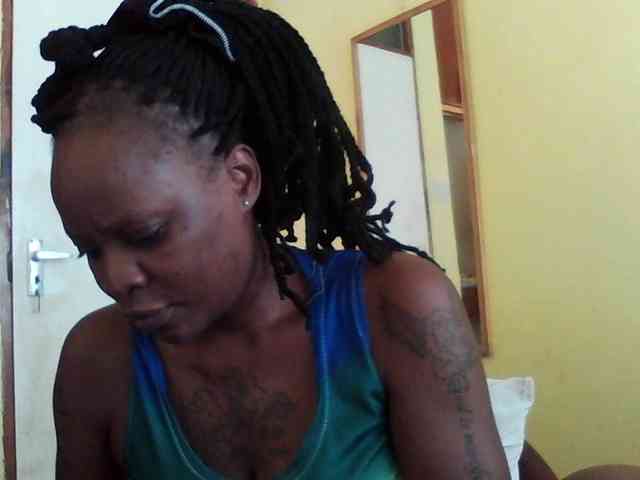 Princessmiles webcam