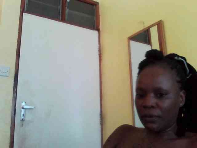 Princessmiles webcam