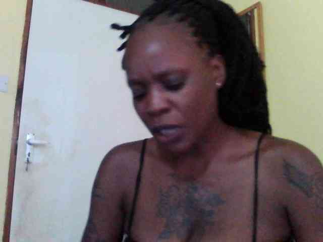 Princessmiles webcam