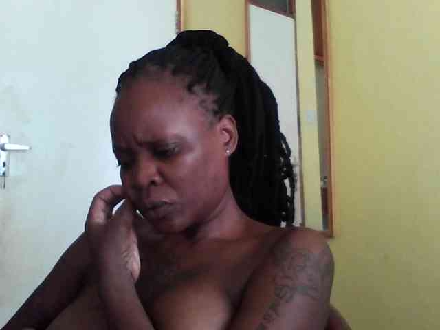 Princessmiles webcam