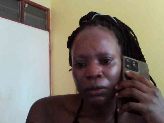 Princessmiles webcam