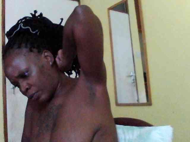 Princessmiles webcam